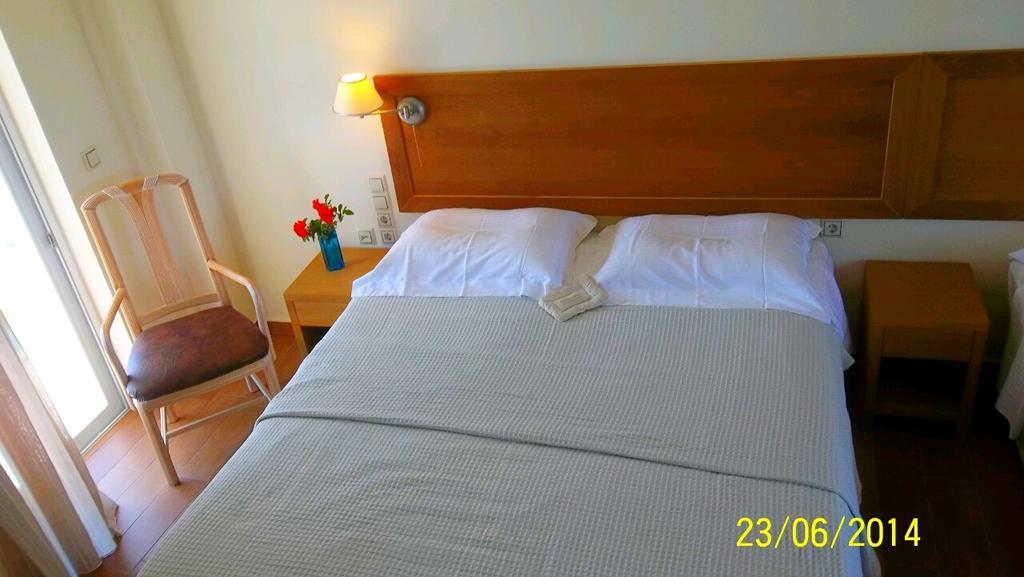 Christopoulos Villas Αίγιο Δωμάτιο φωτογραφία